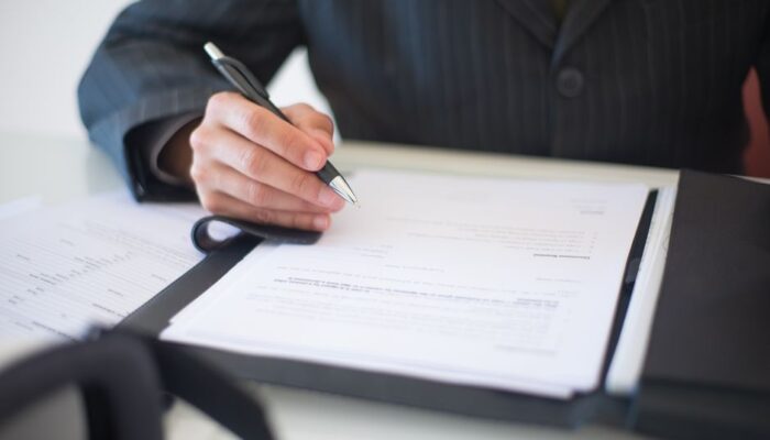 Employment Contract Czech Republic: What Should a Quality Contract Contain?